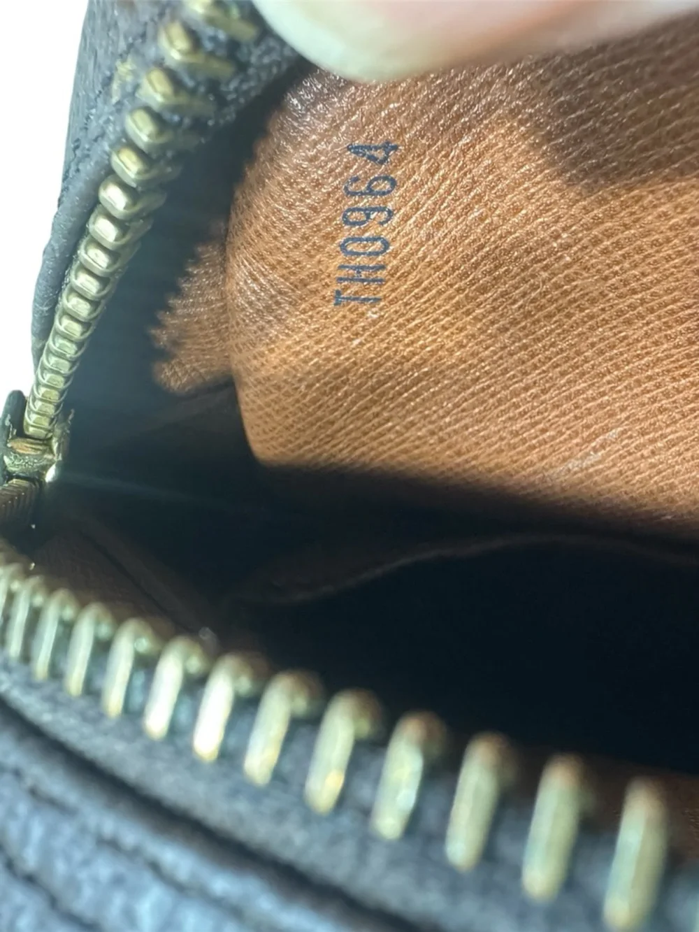 Louis Vuitton iconic louis